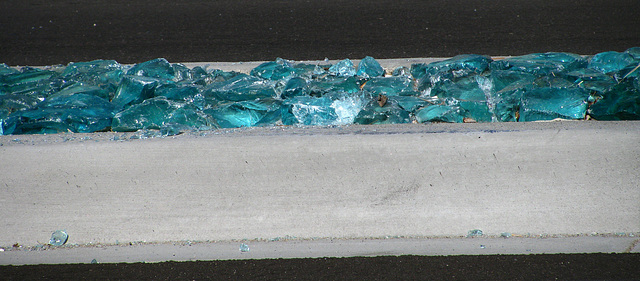 Accident at Palm & Pierson - a little damage to the slag glass (2264)