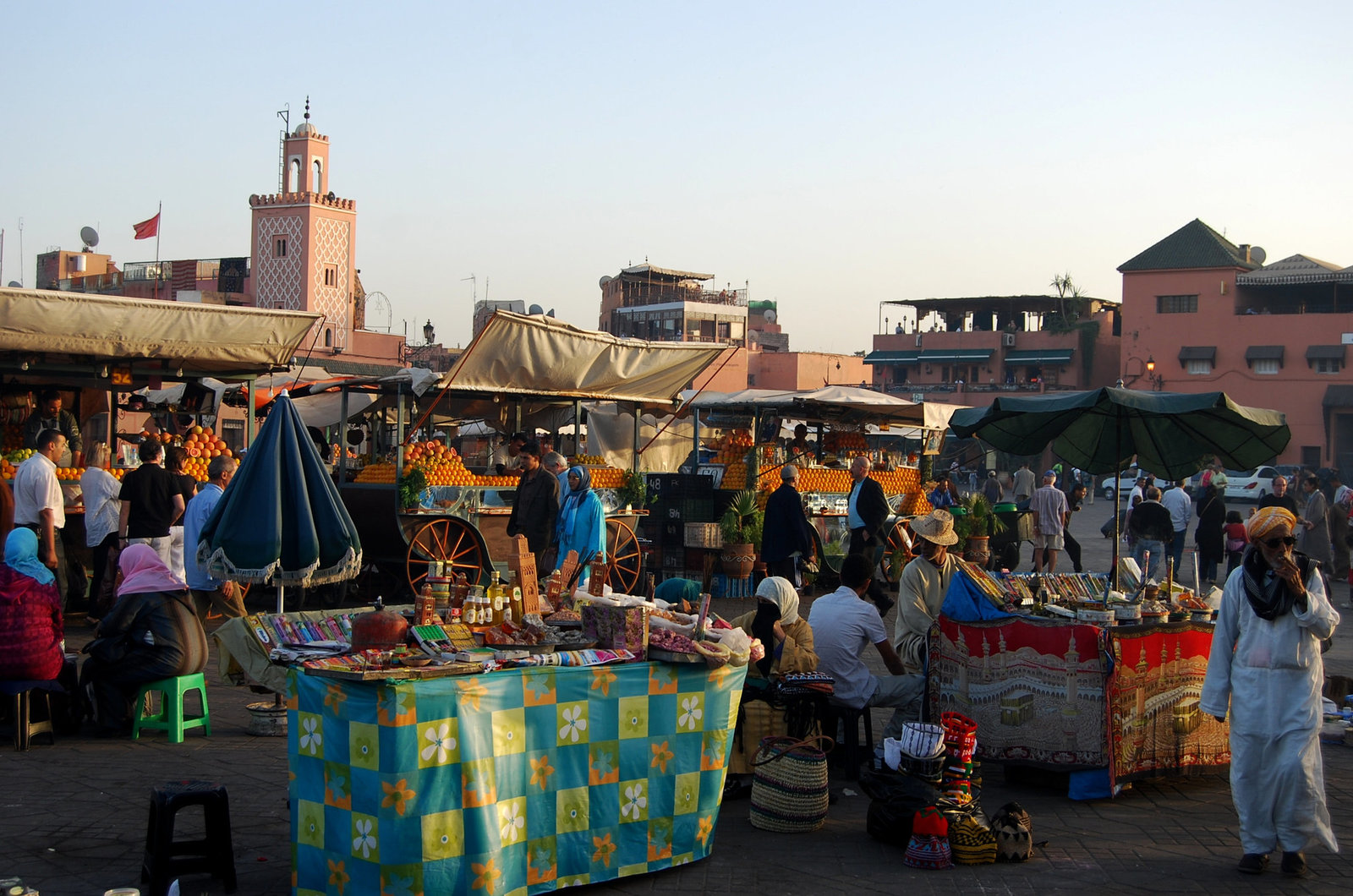 Plaza Djemaa el Fna al atardecer