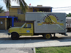 Camion Atraggiones truck