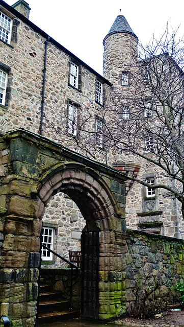 provost skene's house, aberdeen