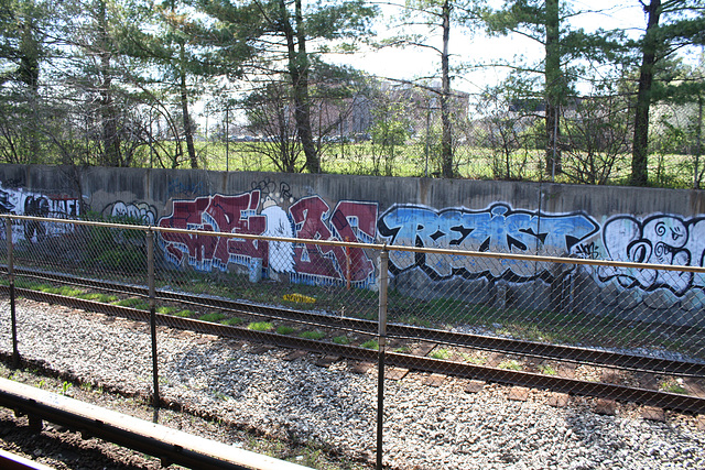 20.GraffitiTagging.WMATA.BrooklandCUA.NE.WDC.6April2011