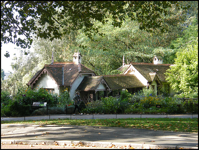 cottage in the city