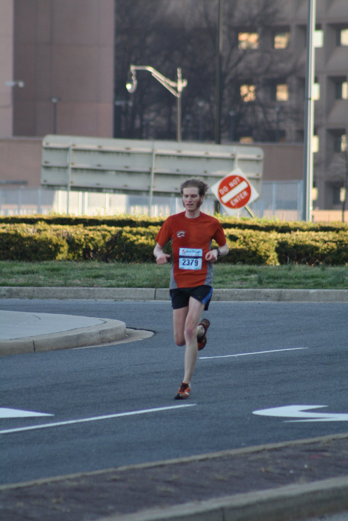 91.5thNationalMarathon.9MaineAvenue.SW.WDC.20March2010