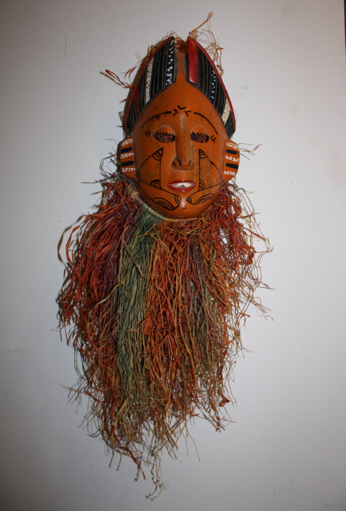 02a.AfricanMask1.SW.WDC.10April2011