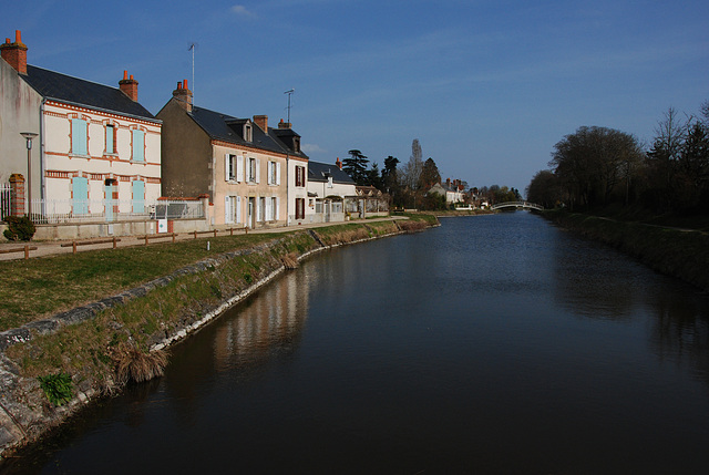 Combleux , le canal d'Orléans