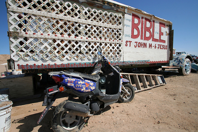 Salvation Mountain (9109)