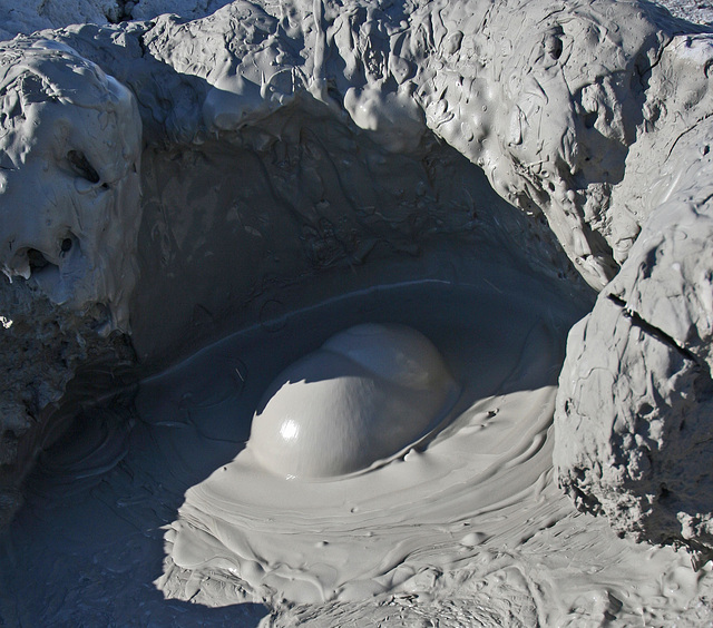 Mud Volcano (9126)