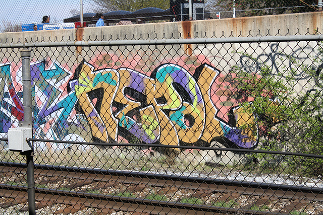 44.GraffitiTagging.WMATA.BrooklandCUA.NE.WDC.6April2011