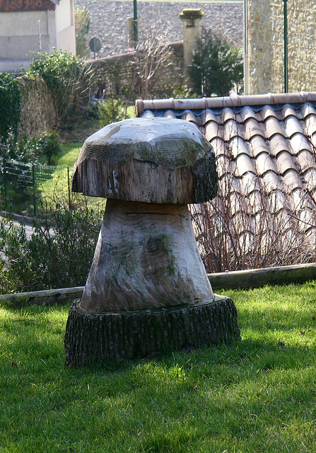 Statue de champignon ?