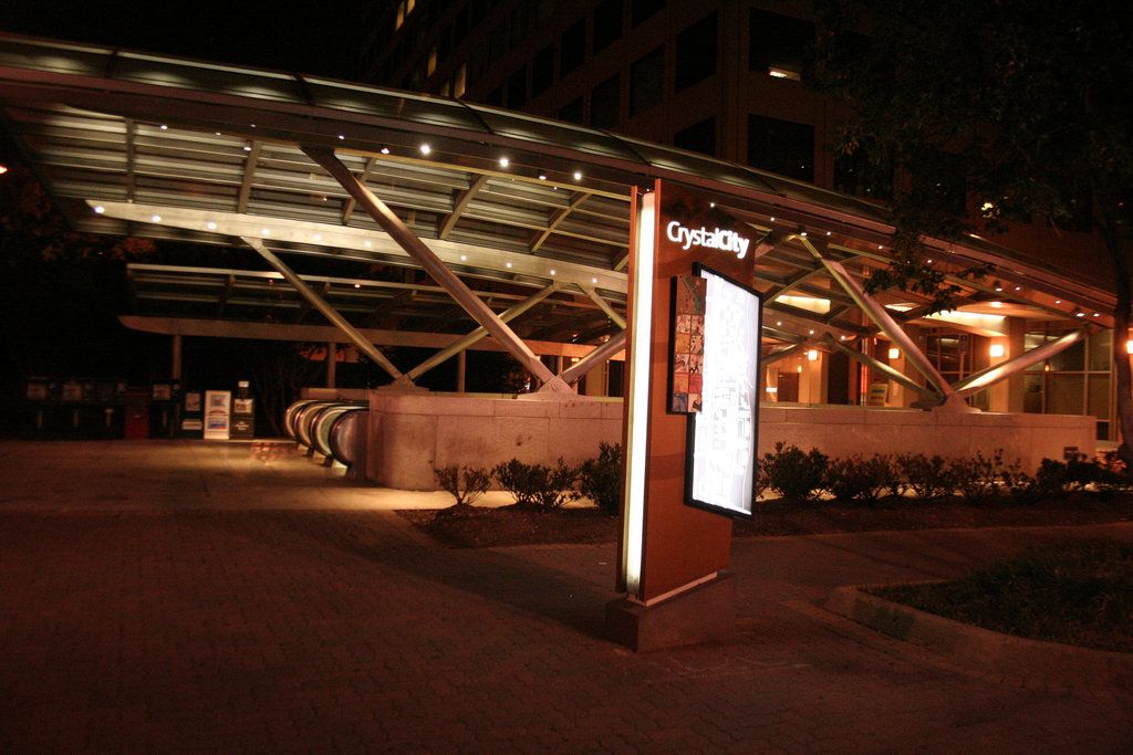 128.Night.CrystalCity.ArlingtonVA.8August2007