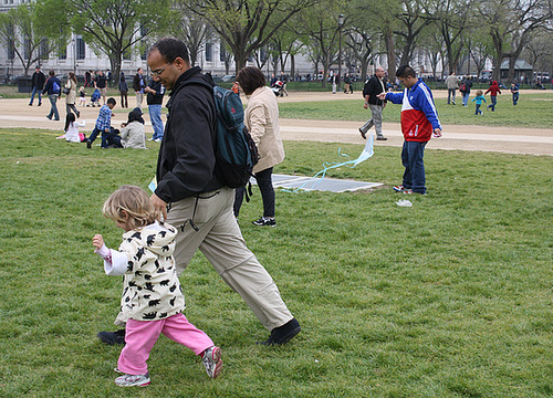 02a.BlossomKiteFestival.NationalMall.WDC.10April2011