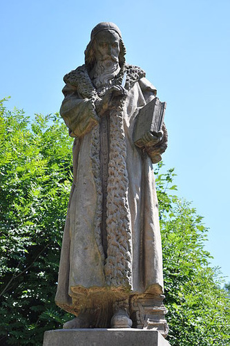 Monumento de Komenio (Comenius) en Kunvald