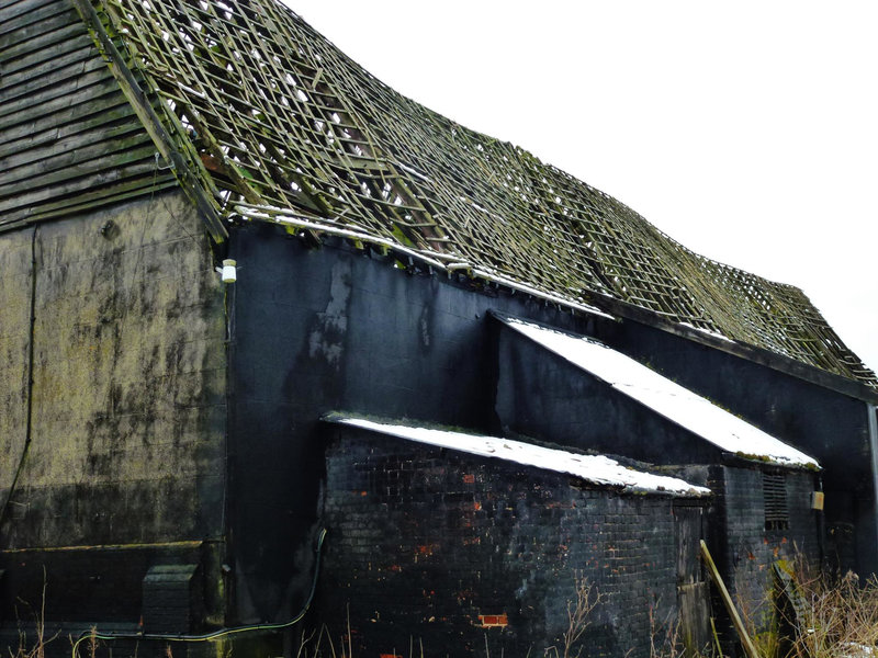 ruined barn, eye, suffolk