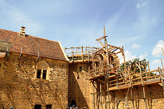 La tour maîtresse et le logis - Guédelon - 2011