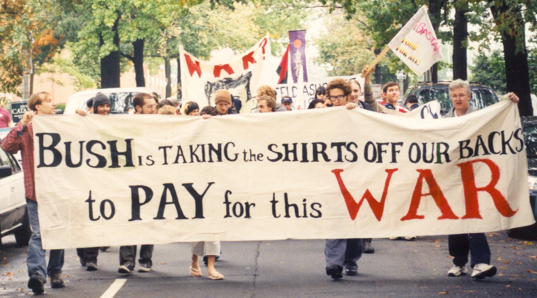 TakeShirtsOff.StepOff2.Irving.WDC.26October2002