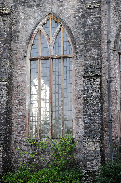 Totnes: Dartington Hall