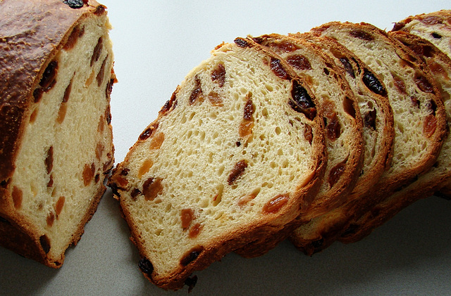 Rozijnenbrood