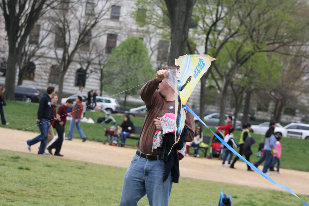 45.BlossomKiteFestival.NationalMall.WDC.10April2011