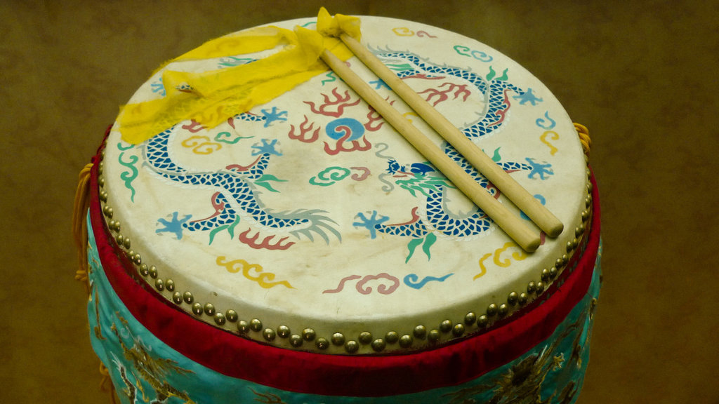 Dragon drum