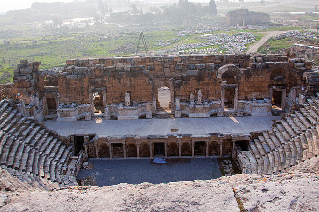 20110301 0123RAw [TR] Hierapolis Theater