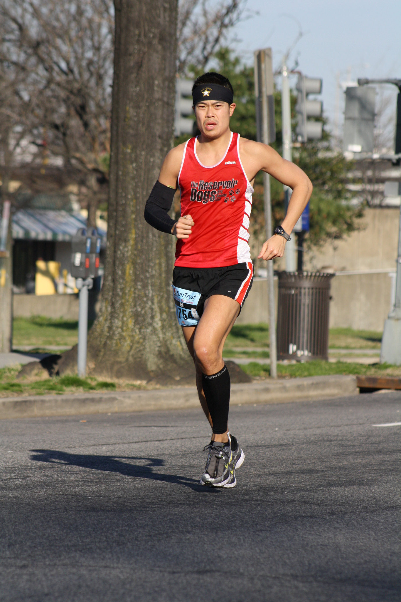 318.5thNationalMarathon.9MaineAvenue.SW.WDC.20March2010