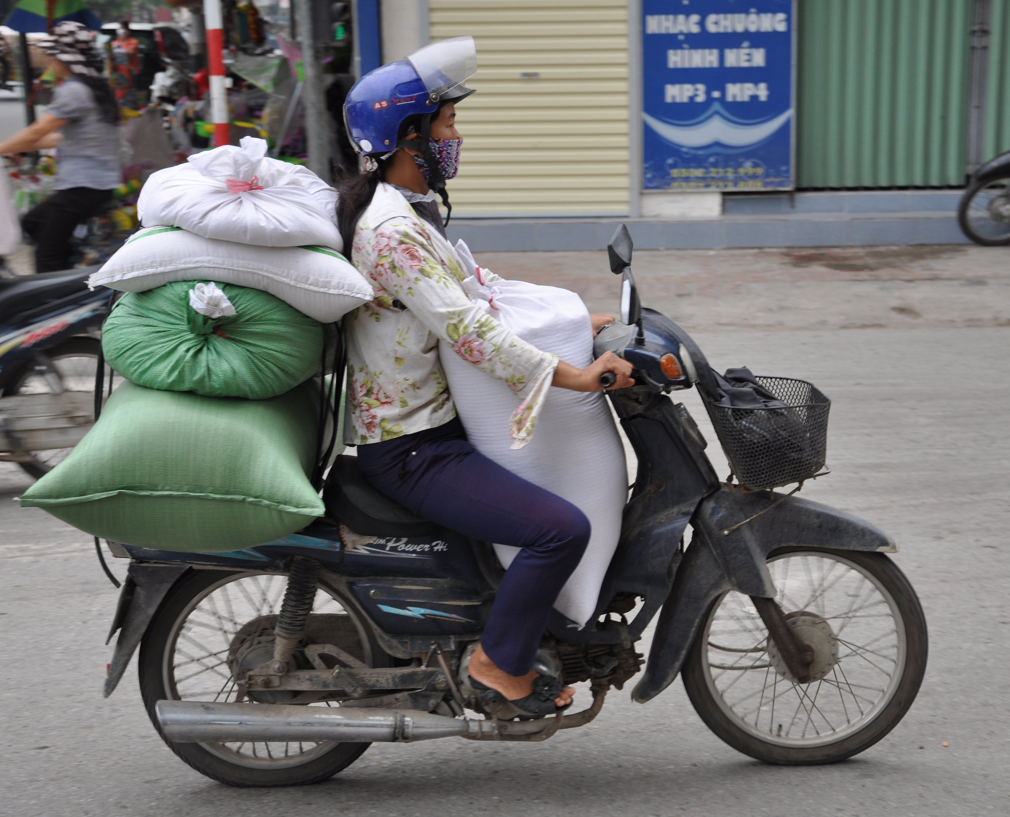 VIETNAM LE PAYS DES MOBYLETTES !