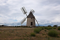 20110531 4777RAw [F] Windmühle [Saint-Pierre-de-la-Fage]