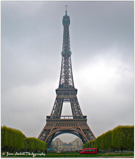 Foggy morning in Paris