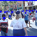 Fesses dodues et chapeau Mickey mouse - Chubby bum and Mickey mouse's ear hat- Disneyworld- Orlando, Florida - USA -  30 décembre 2006 - Bleu camouflant / Covering up blue