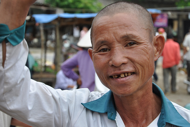 MARCHÉ DE VILLAGE VIETNAM