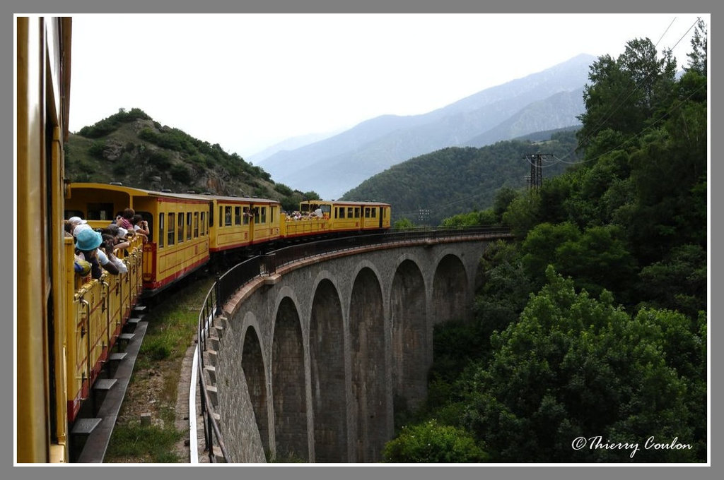 Le Petit Train Jaune