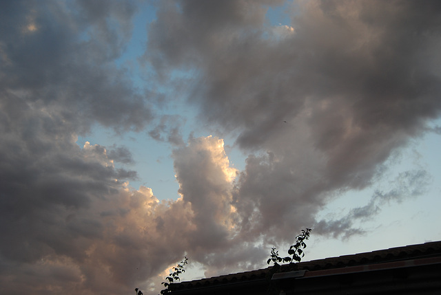 Nuages du soir sur Limoux