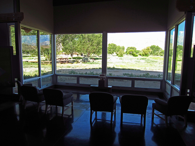 Lone Pine Visitor Center (0023)