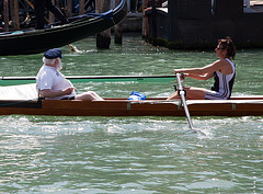 Steuermann und Ruderfrau