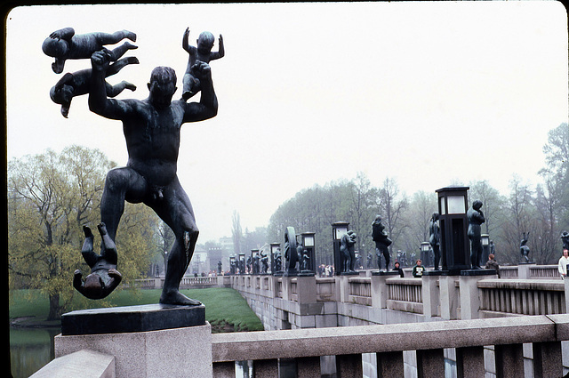 OSLO, Vigeland-Parko / Parc Vigeland