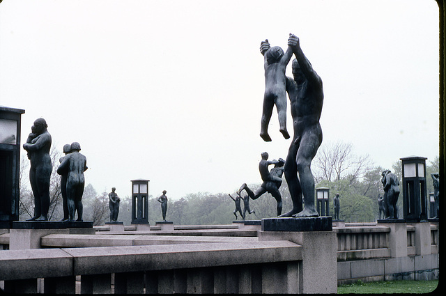 OSLO, Vigeland-Parko / Parc Vigeland