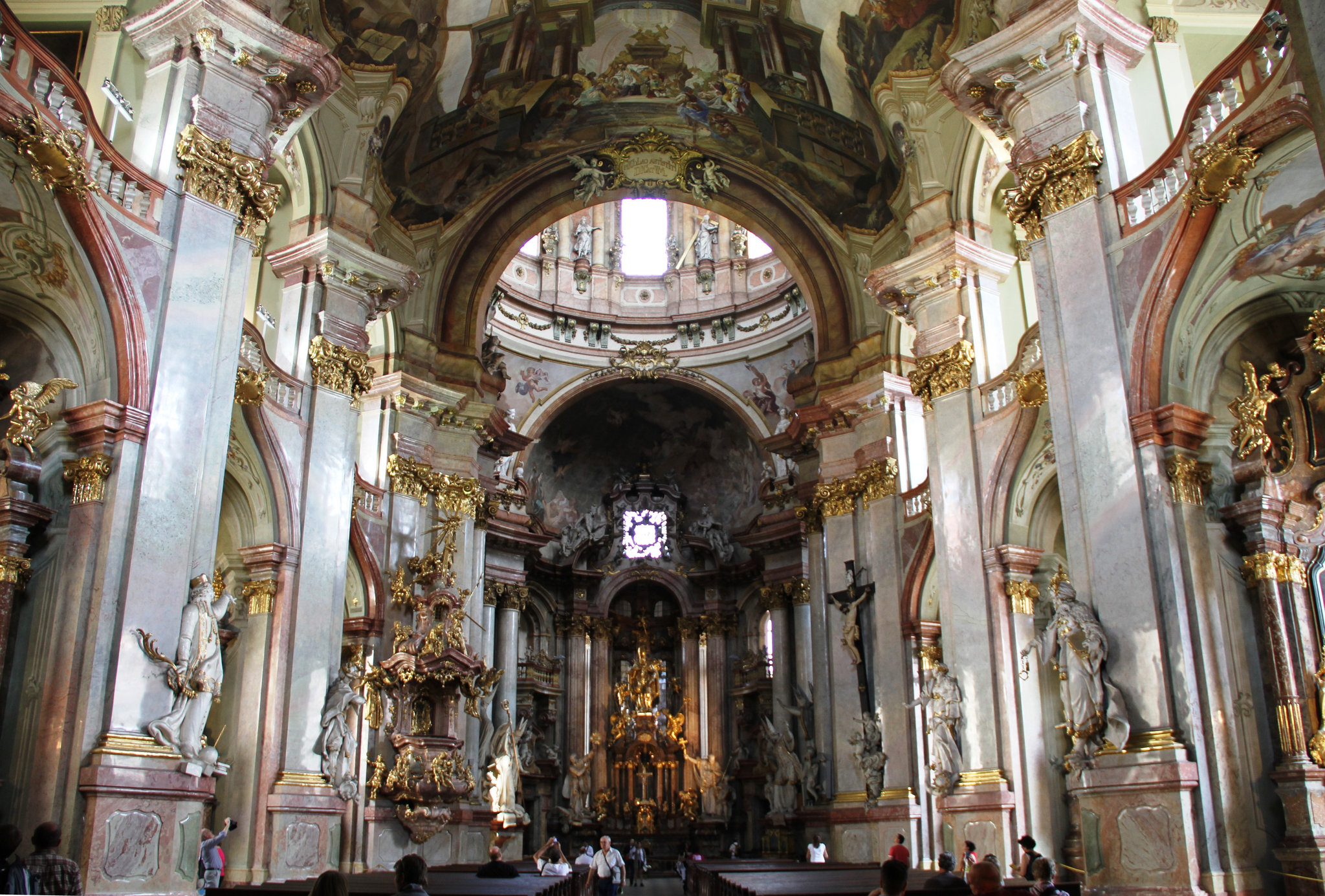 Eglise Saint Nicolas - Place de Mala Strana