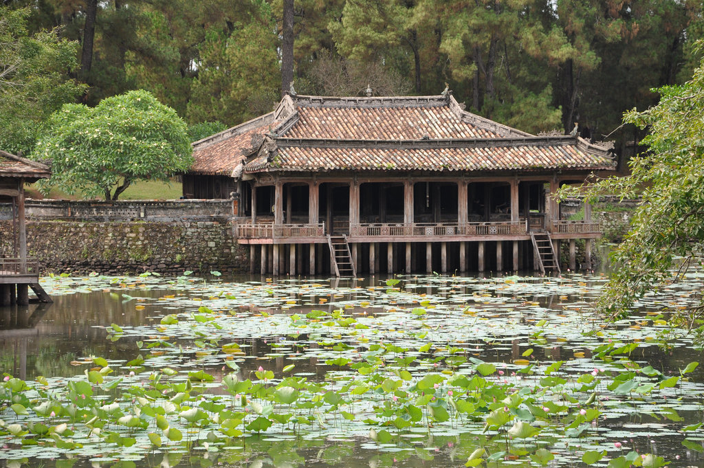 HUÉ VIETNAM