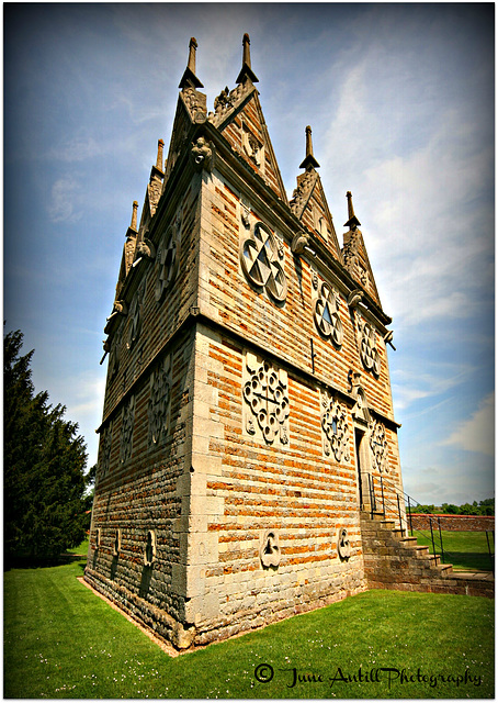 Triangular Lodge