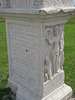 Lapidarium de Ruffenhofen : reproduction de l'autel de la victoire d'Augsbourg. AE 1993, 1231 = AE 2011, 49