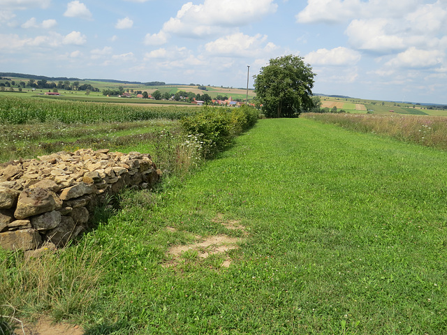 Ruffenhofen : mur ouest.