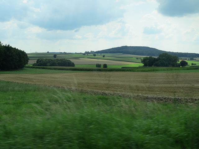 La campagne entre Theilenhofen et Ellingen.