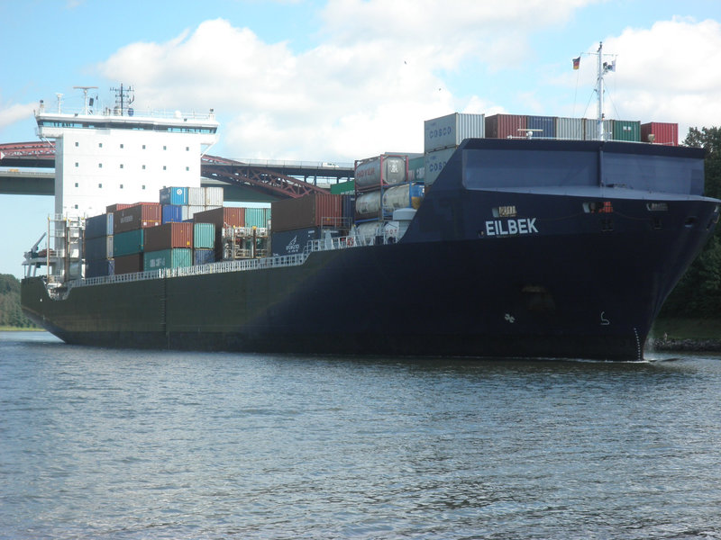 Feeder-Containerschiff  "EILBEK"