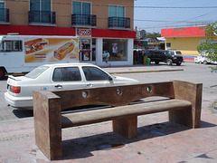 Banc Bimbo Oxxo bench.