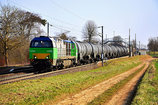 Vossloh et citernes sur la ligne 15