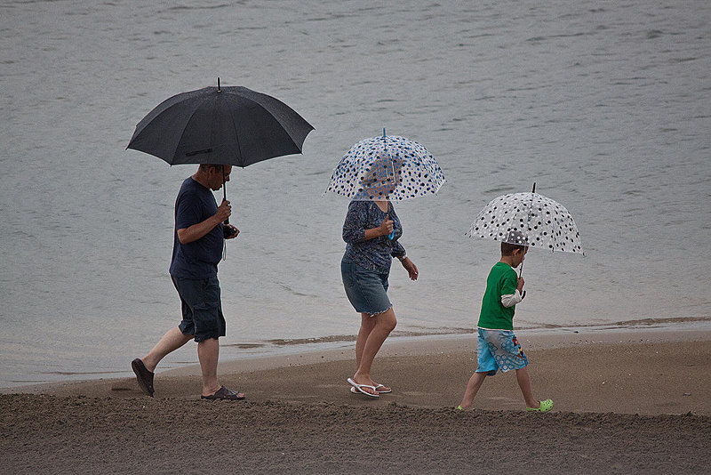 20110604 5050RTw [F] Strandleben bei Regen, Le Grau du Roi, Camaegue