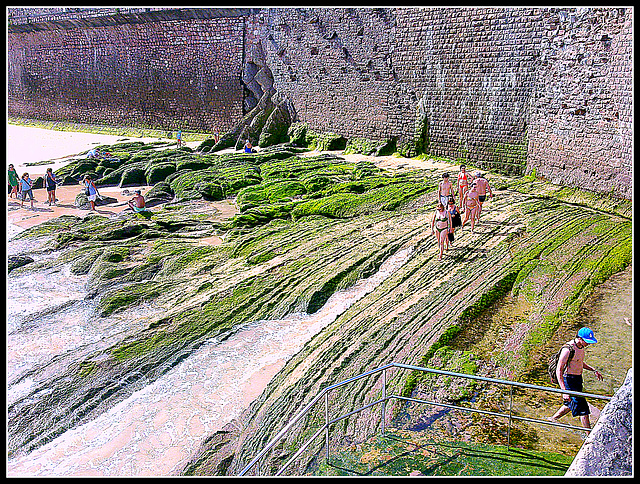 San Sebastián: final de la playa de la Concha.