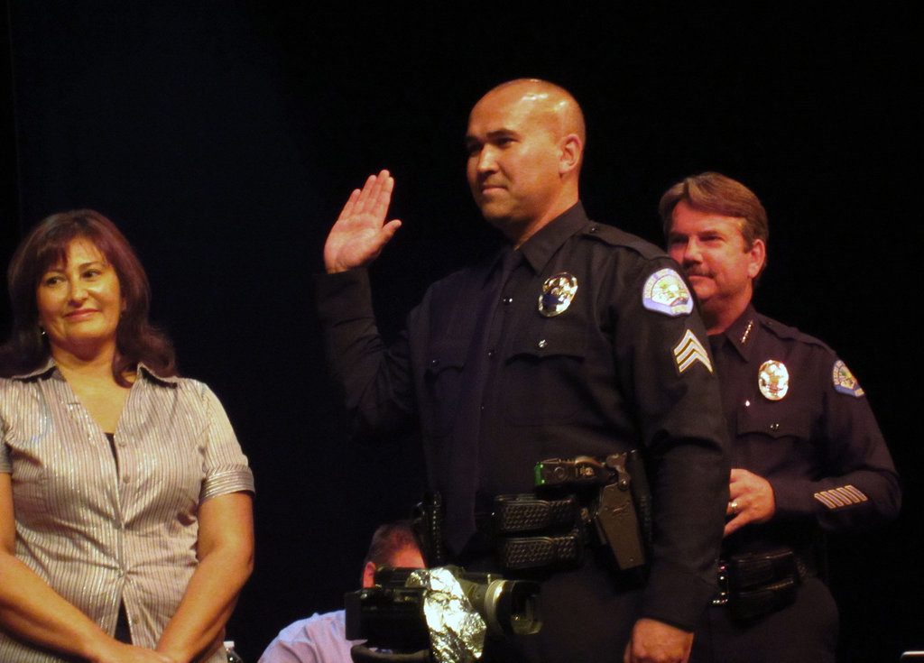 Mrs. & Sgt. Link - Chief Williams (0312)
