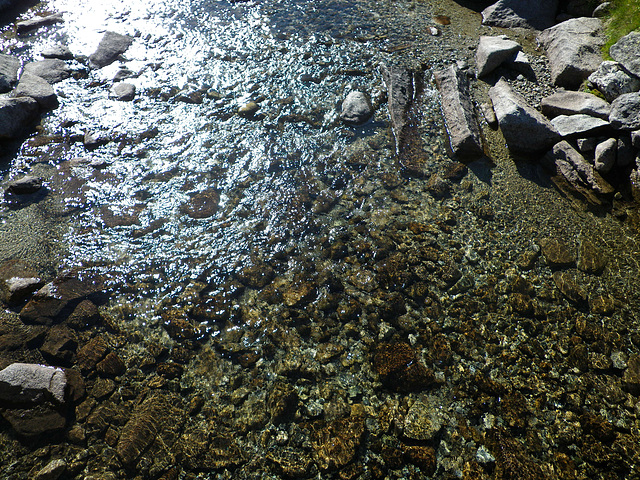 Eau pyrénéenne