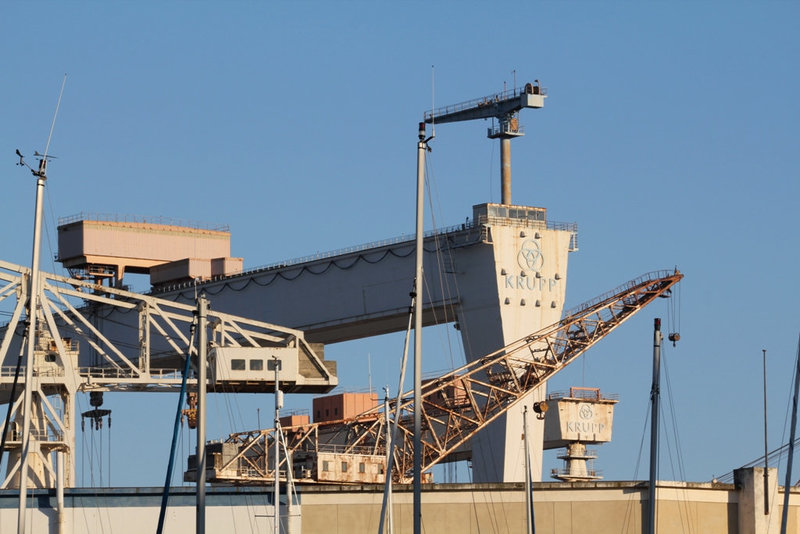 La ciotat- Machine à coudre géante